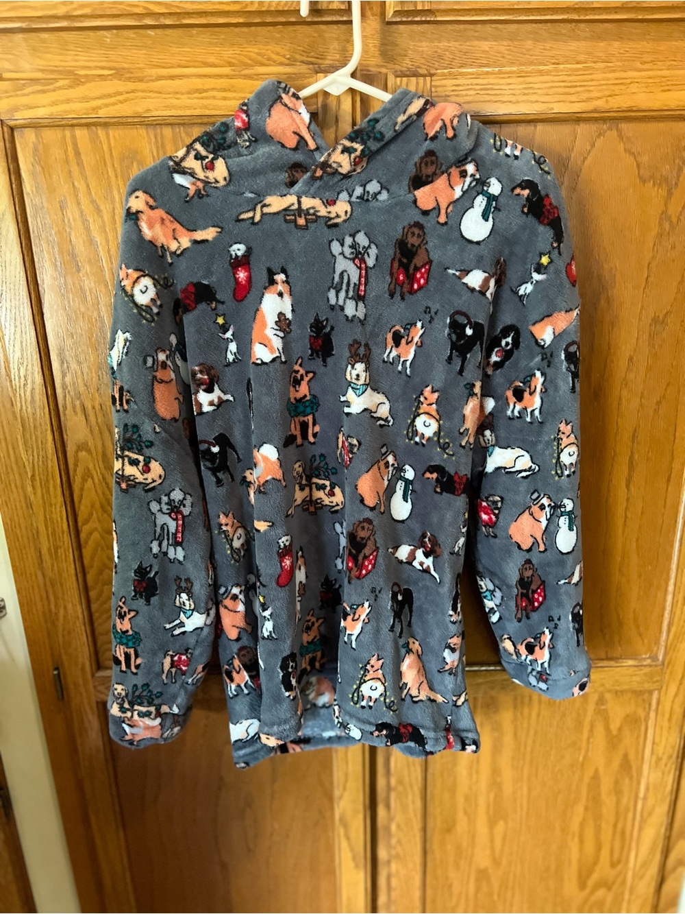 Vera Bradley Hooded Fleece Dog Print Pullover